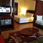 Times Square Suite By West Ham